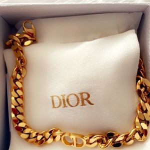 Dior choker